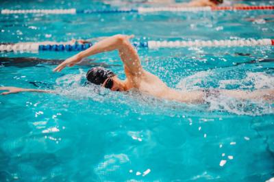 Abendschwimmen (Therme)