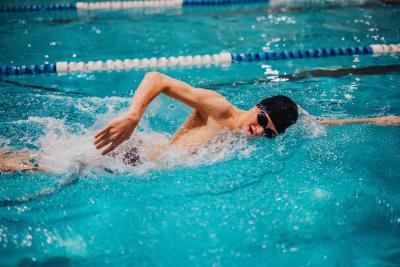Frühtraining Schwimmen ab 14 Jahren